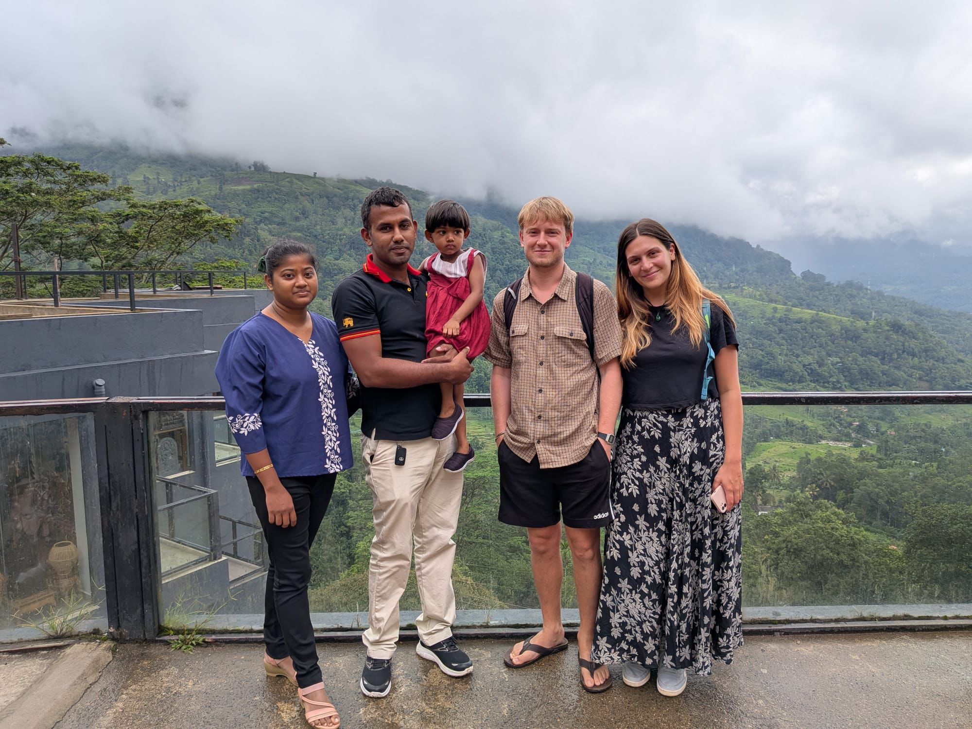ramboda falls view point